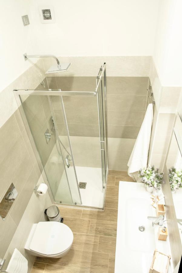 Bellini Lorenz Apartment Кальяри Экстерьер фото