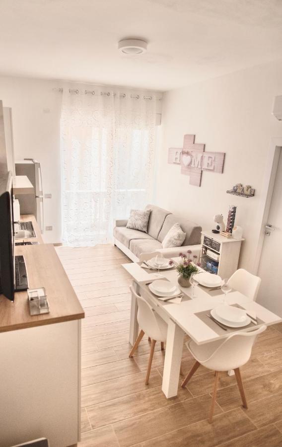 Bellini Lorenz Apartment Кальяри Экстерьер фото